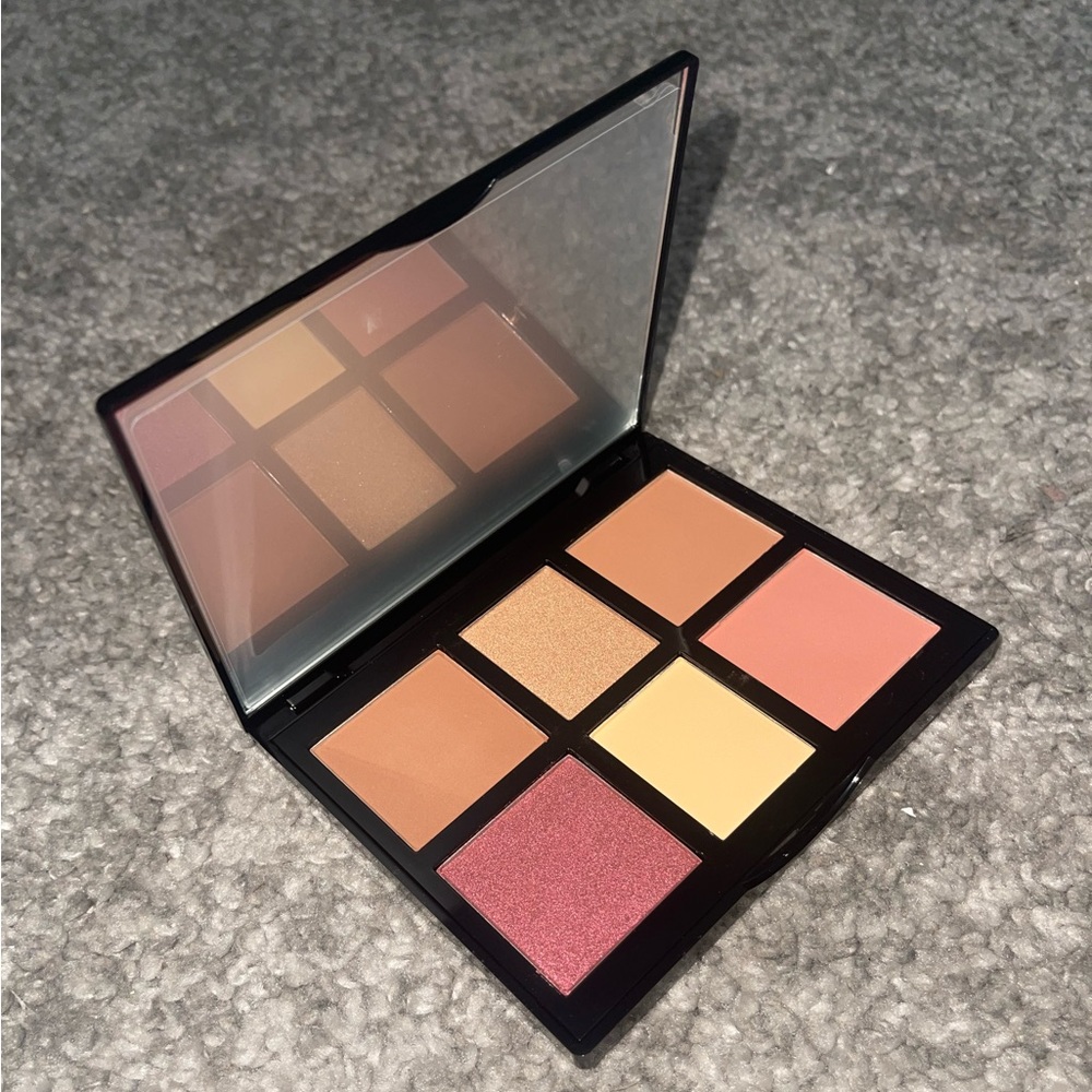 WINGME Ethereal Eye and Face Palette